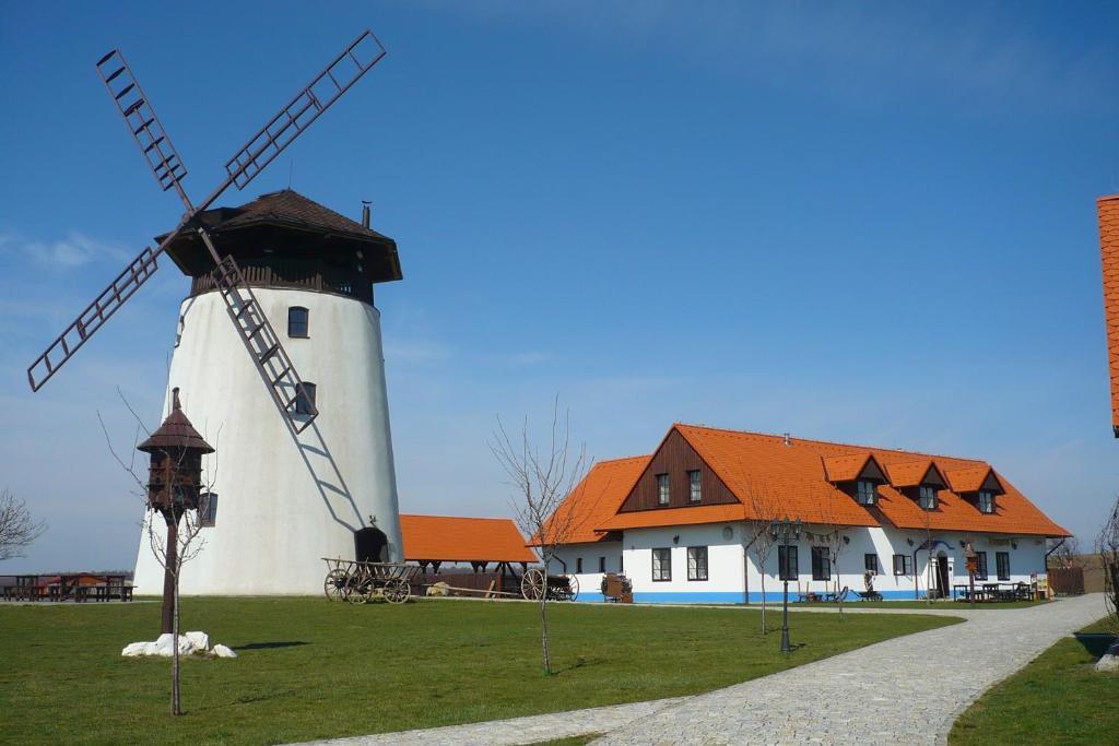 Bukovansky Mlyn Bukovany Esterno foto